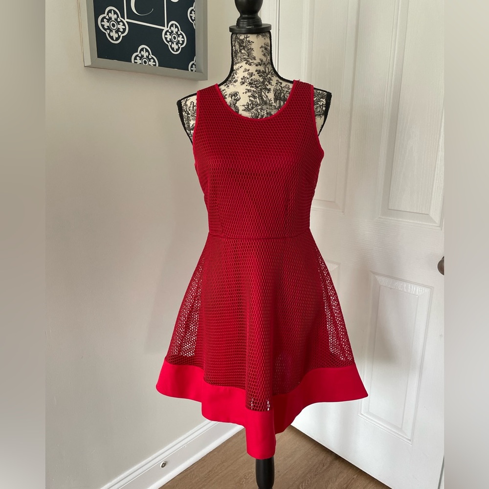Romeo + Juliet Couture red skater dress